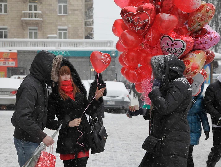 «Люблю. Зуб даю»: ТОП-5 самых странных подарков на День святого Валентина